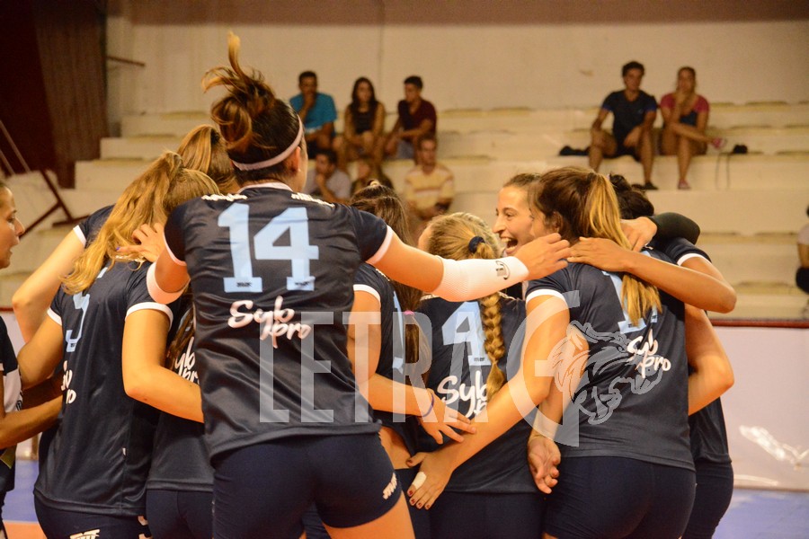 UN DEBUT QUE ENTUSIASMA